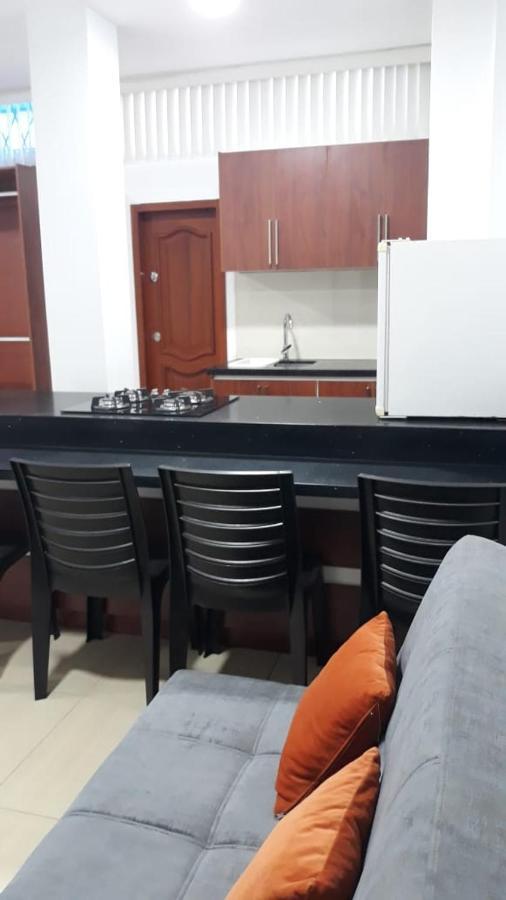 Departamentos Marcecilia De 2 Y 3 Habitaciones En El Centro De มันตา ภายนอก รูปภาพ