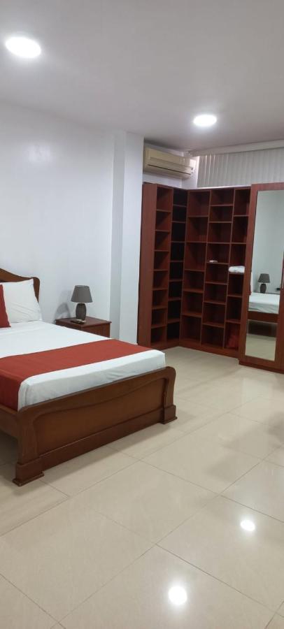 Departamentos Marcecilia De 2 Y 3 Habitaciones En El Centro De มันตา ภายนอก รูปภาพ